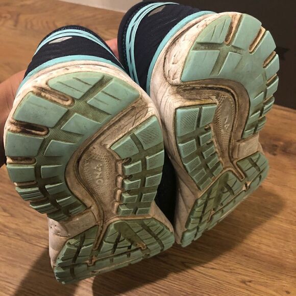 Brooks ghost athletic training running shoes sneakers sz 10 women’s - Picture 4 of 7